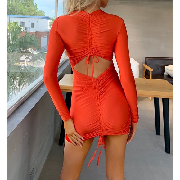 Red Long Sleeve Ruched Back Bodycon Sexy Dress - Picture 4 of 6